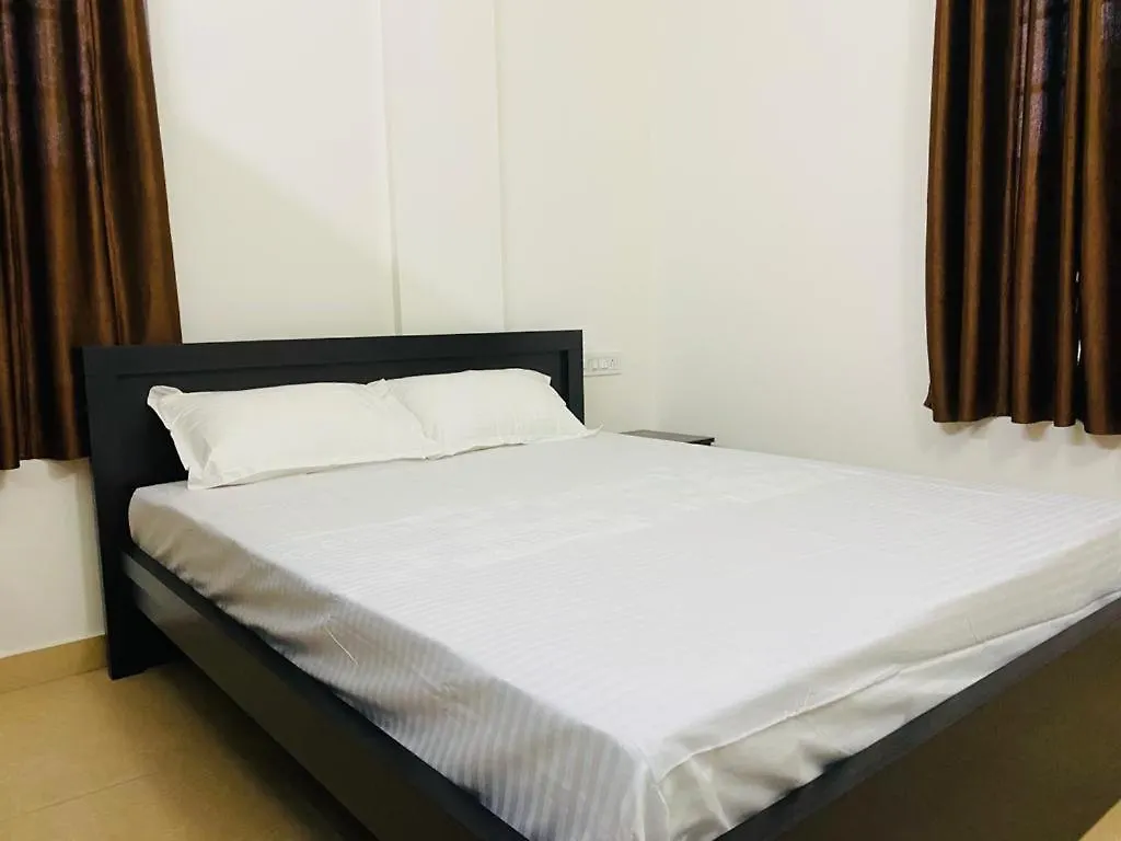 Hotel Cochin Paradise Ernakulam